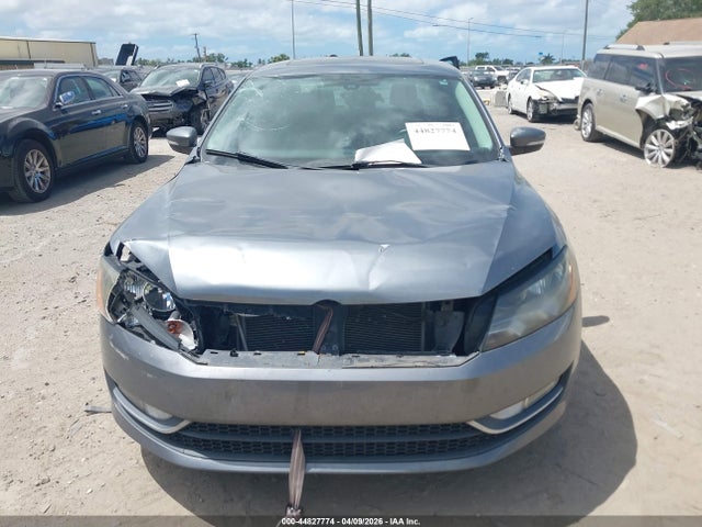 Продаж на аукціоні авто 2013 Volkswagen Passat 2.0l Tdi Se, vin: 1VWBN7A31DC044148, номер лоту: 44827774