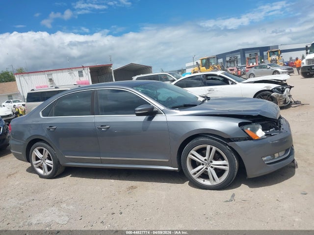 Продаж на аукціоні авто 2013 Volkswagen Passat 2.0l Tdi Se, vin: 1VWBN7A31DC044148, номер лоту: 44827774