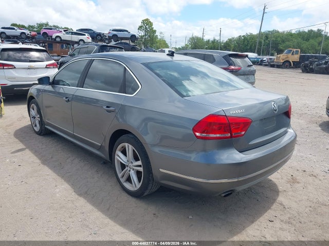 Продаж на аукціоні авто 2013 Volkswagen Passat 2.0l Tdi Se, vin: 1VWBN7A31DC044148, номер лоту: 44827774