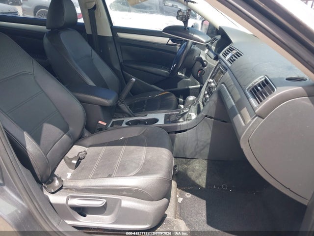 Продаж на аукціоні авто 2013 Volkswagen Passat 2.0l Tdi Se, vin: 1VWBN7A31DC044148, номер лоту: 44827774