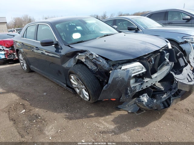 44827807 :رقم المزاد ، 2C3CCARG3GH321468 vin ، 2016 Chrysler 300 Anniversary Edition مزاد بيع