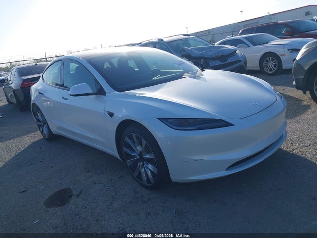 Продажа на аукционе авто 2025 Tesla Model 3, vin: 5YJ3E1EA3SF034444, номер лота: 44828040