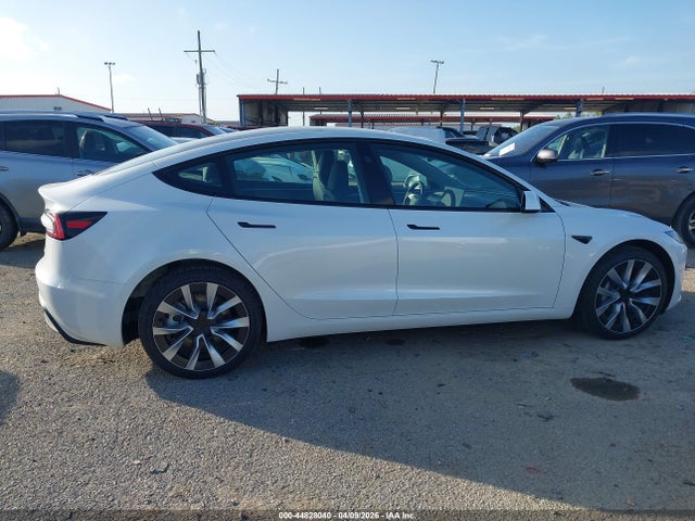 Продаж на аукціоні авто 2025 Tesla Model 3, vin: 5YJ3E1EA3SF034444, номер лоту: 44828040
