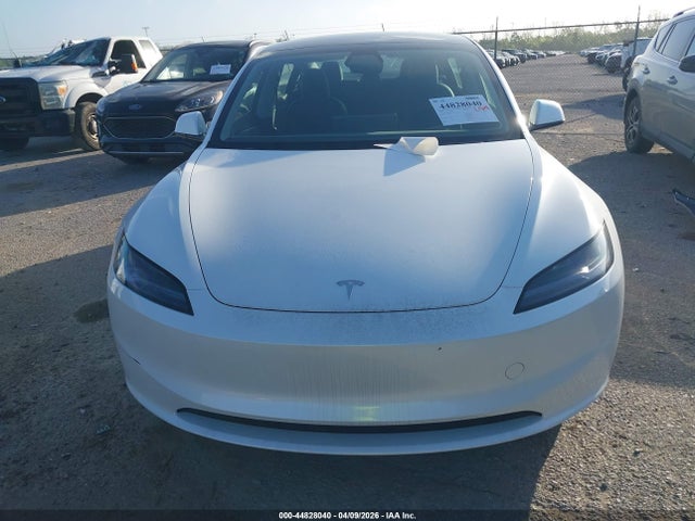 Продаж на аукціоні авто 2025 Tesla Model 3, vin: 5YJ3E1EA3SF034444, номер лоту: 44828040