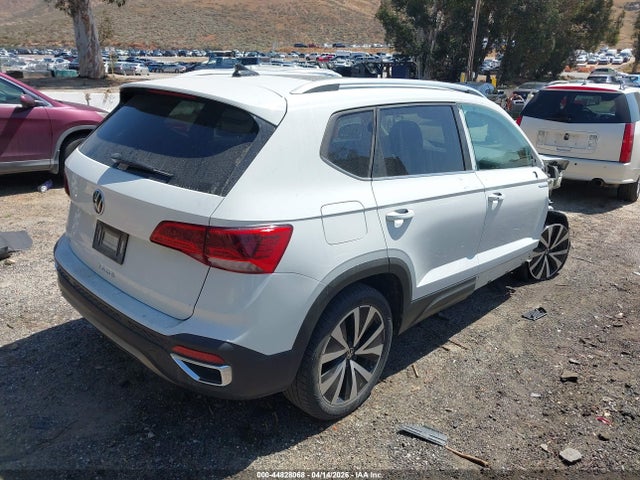 3VVEX7B29PM330365 Volkswagen Taos 1.5t Se