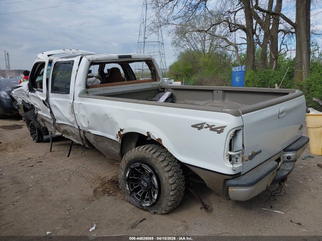 2003 Ford F-250 Lariat/xl/xlt მანქანა იყიდება აუქციონზე, vin: 1FTNW21P33EC01751, აუქციონის ნომერი: 44828069