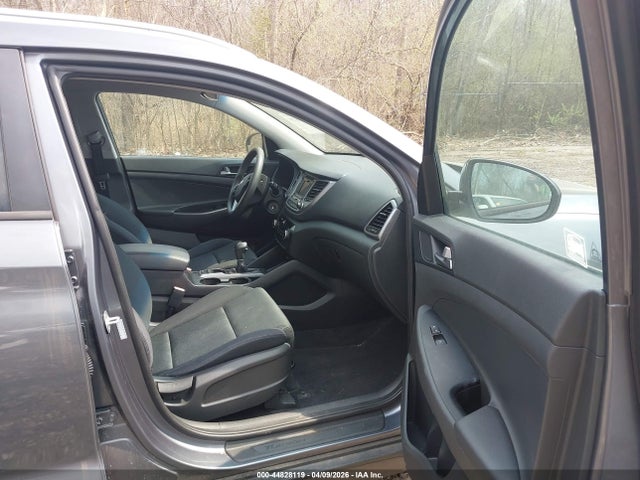 44828119 :رقم المزاد ، KM8J3CA4XGU036775 vin ، 2016 Hyundai Tucson Se مزاد بيع