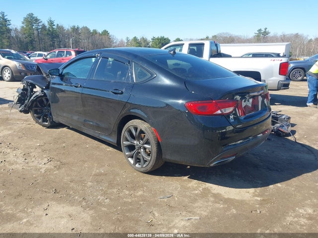 1C3CCCDGXFN624272 Chrysler 200 S