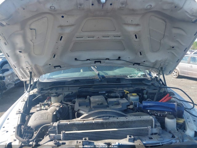 44828141 :رقم المزاد ، 3C7WRSCL5FG642853 vin ، 2015 Ram 3500 Chassis Tradesman/slt/laramie مزاد بيع