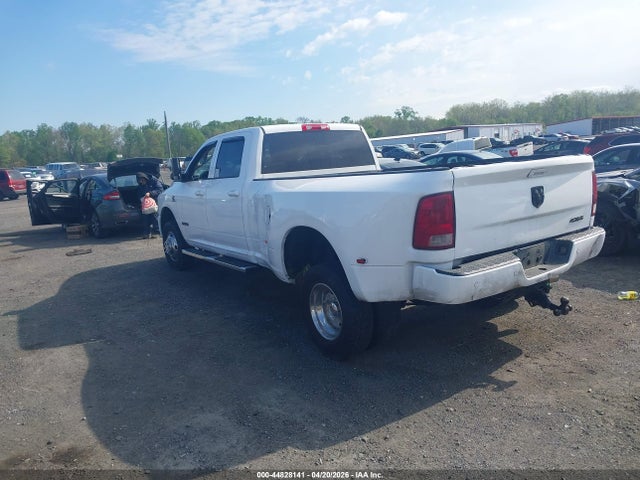 44828141 :رقم المزاد ، 3C7WRSCL5FG642853 vin ، 2015 Ram 3500 Chassis Tradesman/slt/laramie مزاد بيع
