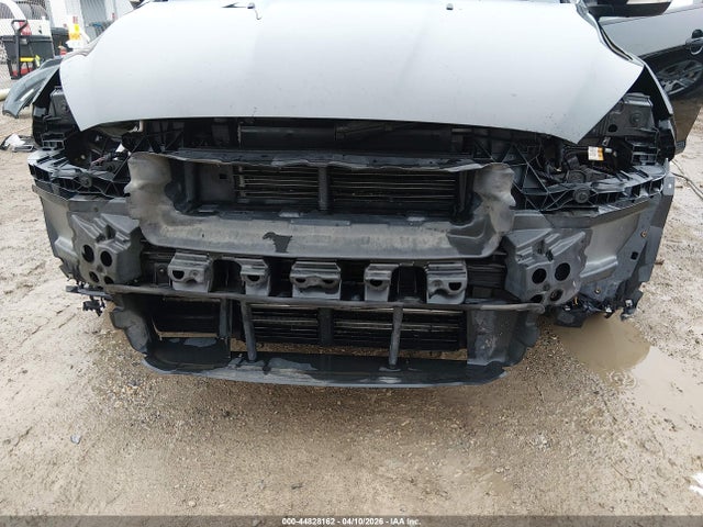 Ford FOCUS SE 2018 1FADP3FE2JL331752 Image 6