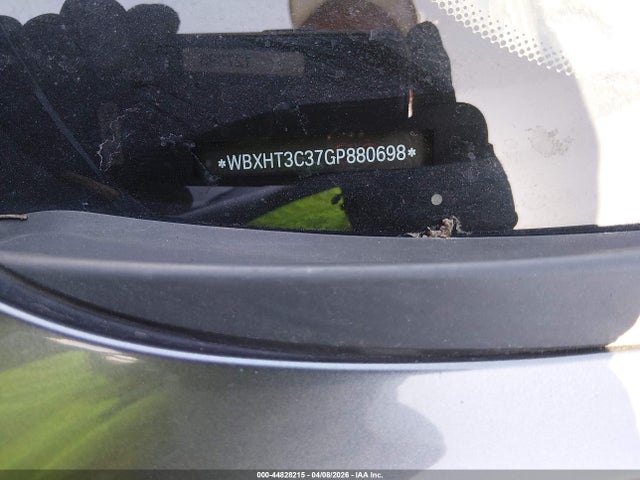 2016 BMW X1 WBXHT3C37GP880698 Photo 8