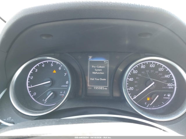 Продажа на аукционе авто 2018 Toyota Camry Le, vin: 4T1B11HK7JU627303, номер лота: 44828254