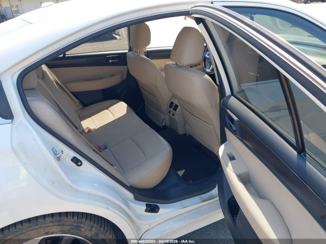 2015 Subaru Legacy 2.5i Limited მანქანა იყიდება აუქციონზე, vin: 4S3BNAL60F3049724, აუქციონის ნომერი: 44828262