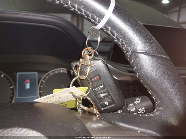 Продаж на аукціоні авто 2022 Lexus Rx 350, vin: 2T2HZMDA2NC328984, номер лоту: 44828279