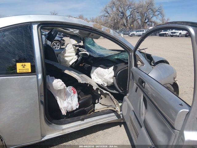 Продаж на аукціоні авто 2001 Volkswagen New Beetle Glx, vin: 3VWDD21C21M449993, номер лоту: 44828316