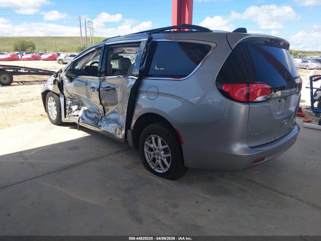2021 Chrysler Voyager Lxi მანქანა იყიდება აუქციონზე, vin: 2C4RC1DG0MR505690, აუქციონის ნომერი: 44828320