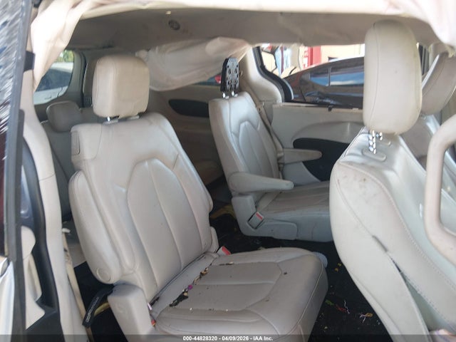 2021 Chrysler Voyager Lxi მანქანა იყიდება აუქციონზე, vin: 2C4RC1DG0MR505690, აუქციონის ნომერი: 44828320