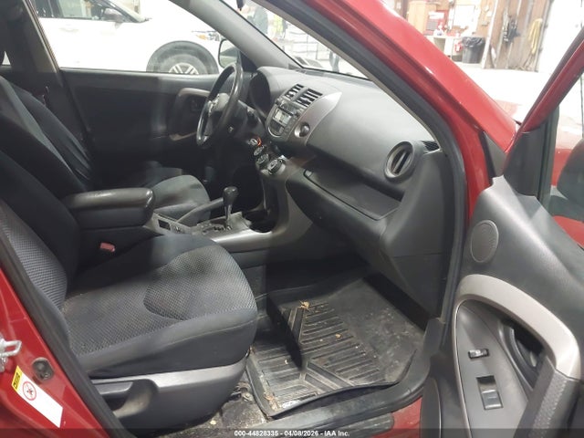 2007 TOYOTA RAV4 JTMBK32V075013924 Photo 4