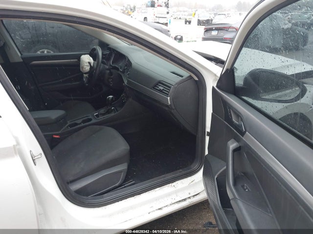 Aukcja sprzedaży 2019 Volkswagen Jetta 1.4t R-line/1.4t S/1.4t Se, vin: 3VWC57BU2KM149868, numer aukcji: 44828342