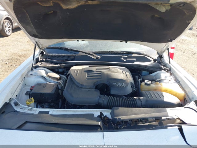 2018 DODGE CHALLENGER 2C3CDZAG3JH334557 Photo 9