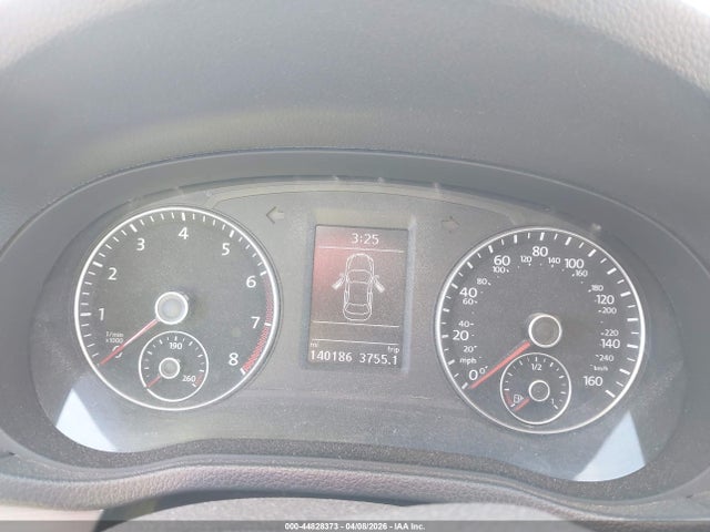 1VWBS7A35EC040663 Volkswagen Passat 1.8t Se