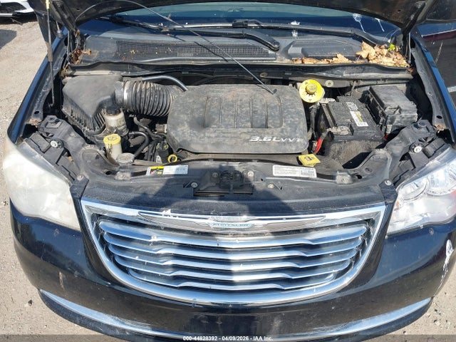 2014 CHRYSLER TOWN & COUNTRY 2C4RC1BG1ER228312 Photo 9