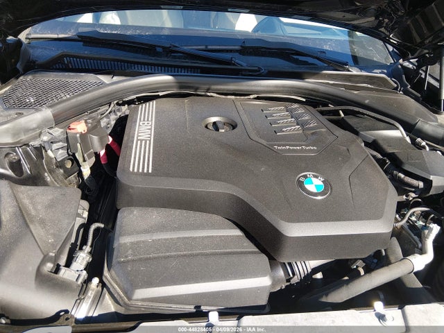 44828405 :رقم المزاد ، 3MW5R7J07L8B14216 vin ، 2020 Bmw 330i Xdrive مزاد بيع