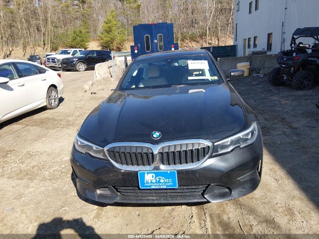 44828405 :رقم المزاد ، 3MW5R7J07L8B14216 vin ، 2020 Bmw 330i Xdrive مزاد بيع