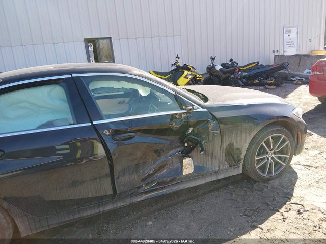 44828405 :رقم المزاد ، 3MW5R7J07L8B14216 vin ، 2020 Bmw 330i Xdrive مزاد بيع