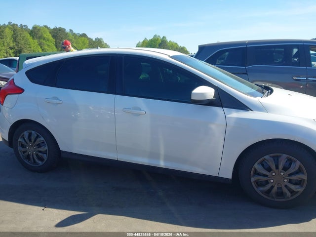 44828486 :رقم المزاد ، 1FAHP3K24CL470765 vin ، 2012 Ford Focus Se مزاد بيع