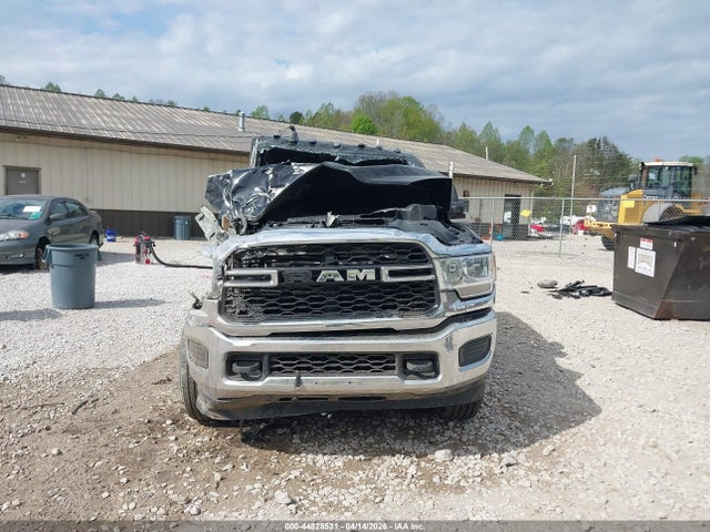 Продажа на аукционе авто 2024 Ram 2500 Tradesman  4x4 6'4 Box, vin: 3C6UR5CL5RG211771, номер лота: 44828531