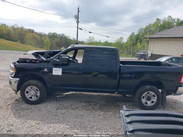 Продажа на аукционе авто 2024 Ram 2500 Tradesman  4x4 6'4 Box, vin: 3C6UR5CL5RG211771, номер лота: 44828531