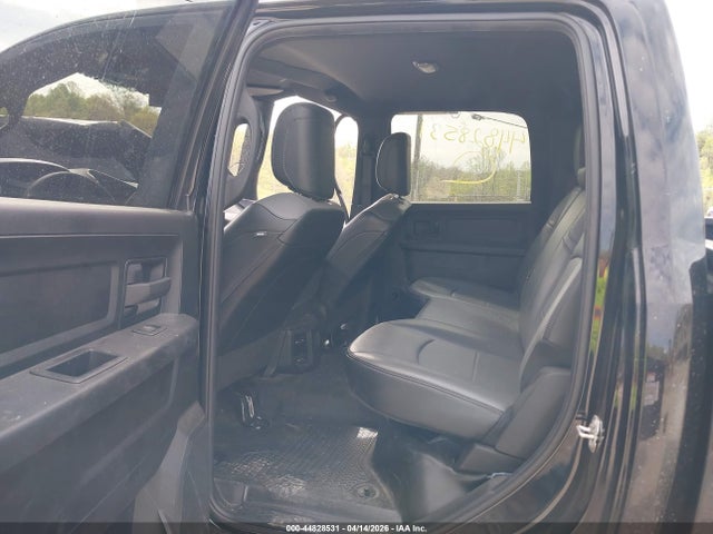 Продажа на аукционе авто 2024 Ram 2500 Tradesman  4x4 6'4 Box, vin: 3C6UR5CL5RG211771, номер лота: 44828531
