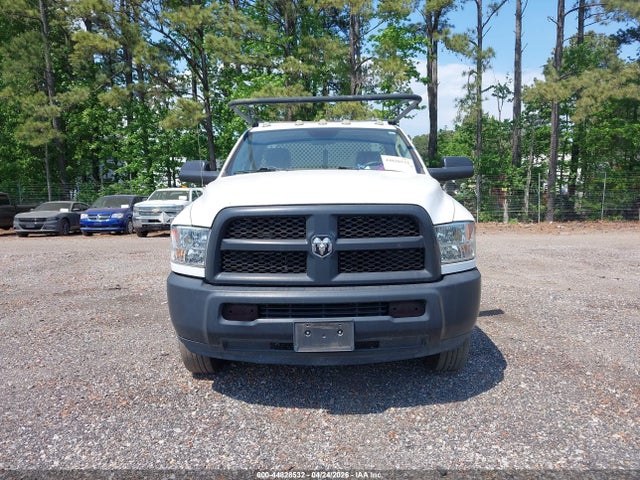 44828532 :رقم المزاد ، 3C7WRSAJ1JG286833 vin ، 2018 Ram 3500 Chassis Tradesman/slt مزاد بيع