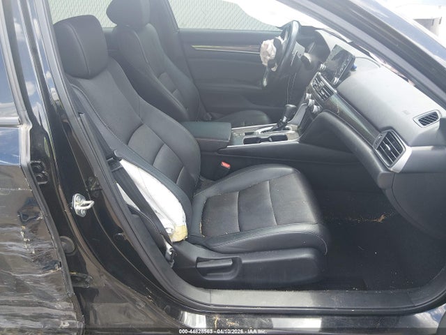Продажа на аукционе авто 2019 Honda Accord Sport, vin: 1HGCV1F37KA148215, номер лота: 44828563