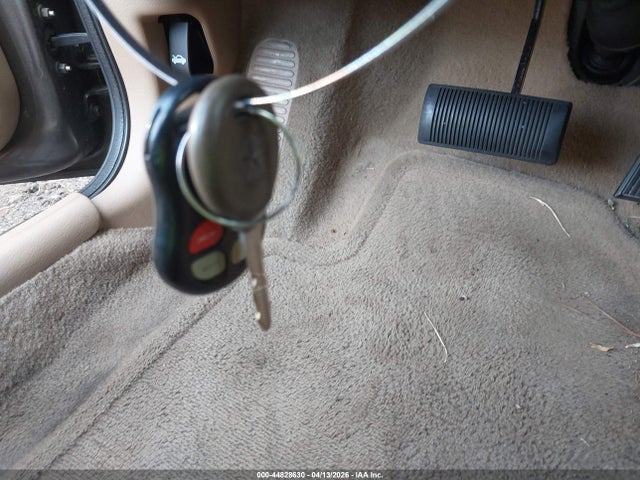 2000 Chrysler Sebring Jxi მანქანა იყიდება აუქციონზე, vin: 3C3EL55H3YT303799, აუქციონის ნომერი: 44828630