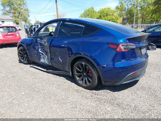 2022 Tesla Model Y Performance Dual Motor All-wheel Drive მანქანა იყიდება აუქციონზე, vin: 7SAYGDEF2NF491069, აუქციონის ნომერი: 44828645