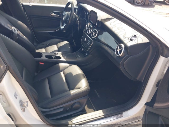2015 MERCEDES-BENZ CLA 250 WDDSJ4EB4FN271152 Photo 4