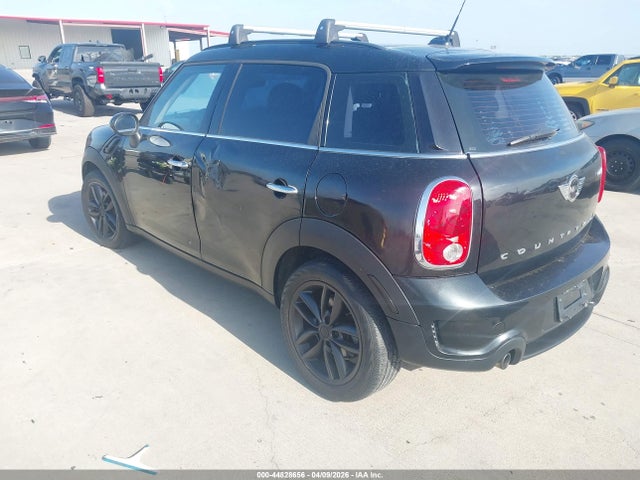 2013 MINI COUNTRYMAN WMWZC3C57DWP24386 Photo 2