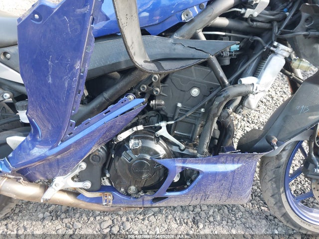 Yamaha Yzfr3 A 2021 MH3RH18Y0MK005968 Image 8
