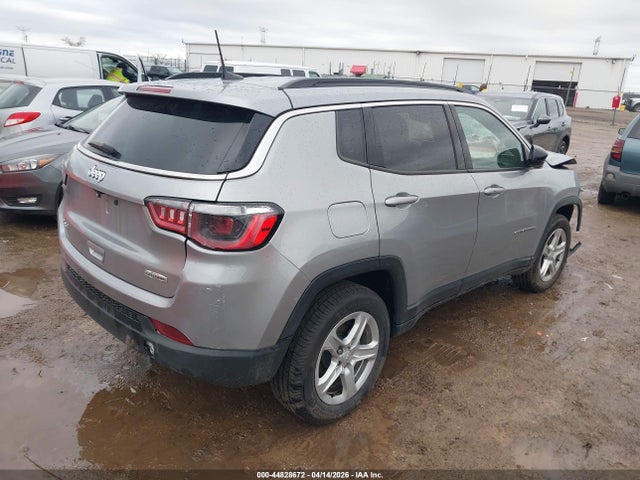 44828672 :رقم المزاد ، 3C4NJDBN5PT513504 vin ، 2023 Jeep Compass Latitude 4x4 مزاد بيع