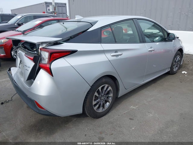JTDKARFU8K3092335 Toyota PRIUS XLE