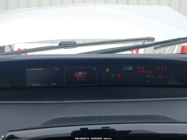 JTDKARFU8K3092335 Toyota PRIUS XLE