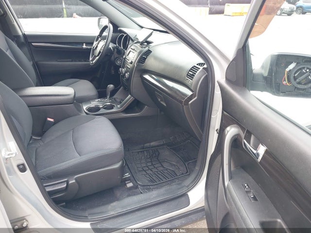 Продаж на аукціоні авто 2012 Kia Sorento Lx V6, vin: 5XYKTDA26CG227070, номер лоту: 44828781
