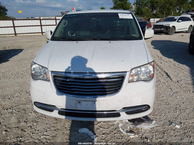 2015 Chrysler Town & Country Touring მანქანა იყიდება აუქციონზე, vin: 2C4RC1BG7FR538952, აუქციონის ნომერი: 44828787