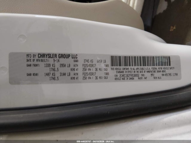 2015 Chrysler Town & Country Touring მანქანა იყიდება აუქციონზე, vin: 2C4RC1BG7FR538952, აუქციონის ნომერი: 44828787