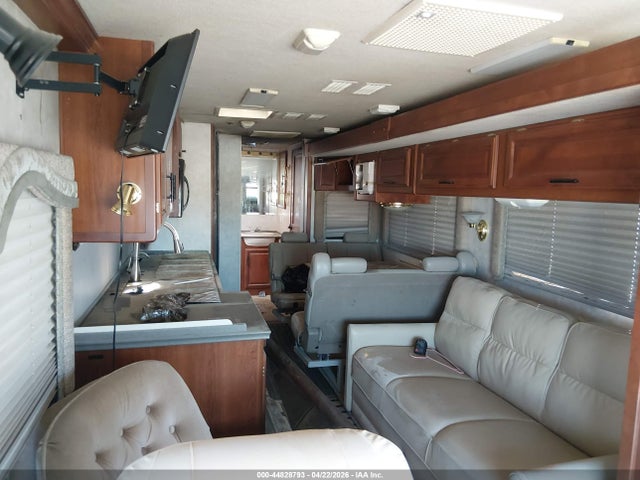 Продаж на аукціоні авто 2002 Freightliner Chassis X Line Motor Home, vin: 4UZAAHAK42CJ91628, номер лоту: 44828793