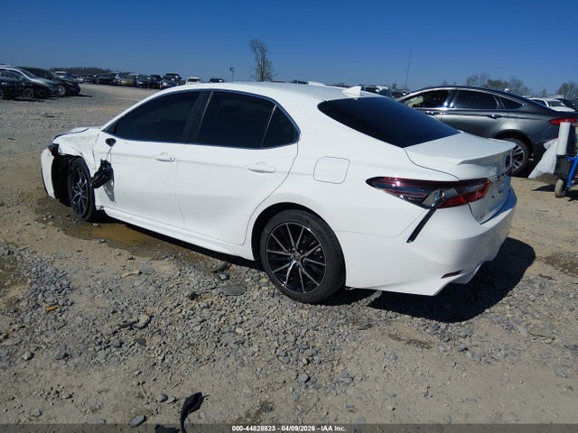 Продажа на аукционе авто 2024 Toyota Camry Se, vin: 4T1G11AK2RU241996, номер лота: 44828823