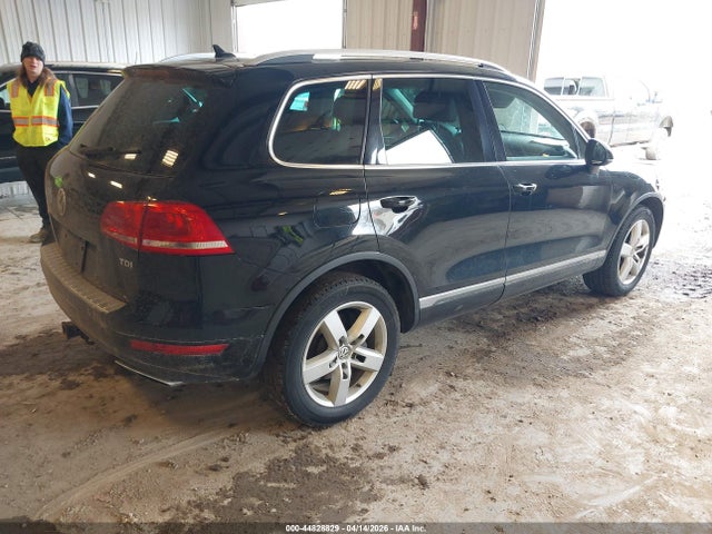 Продаж на аукціоні авто 2012 Volkswagen Touareg Tdi Lux, vin: WVGEK9BP7CD008071, номер лоту: 44828829